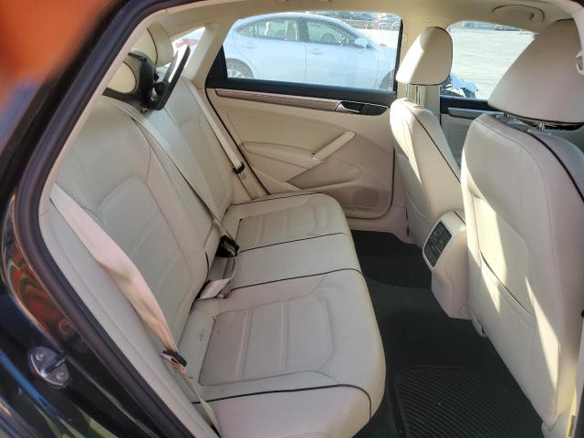 2017 VOLKSWAGEN PASSAT SE - 1VWGT7A37HC077656