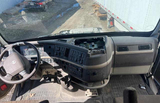 2018 VOLVO VN VNL 4V4NC9EJ0JN902434