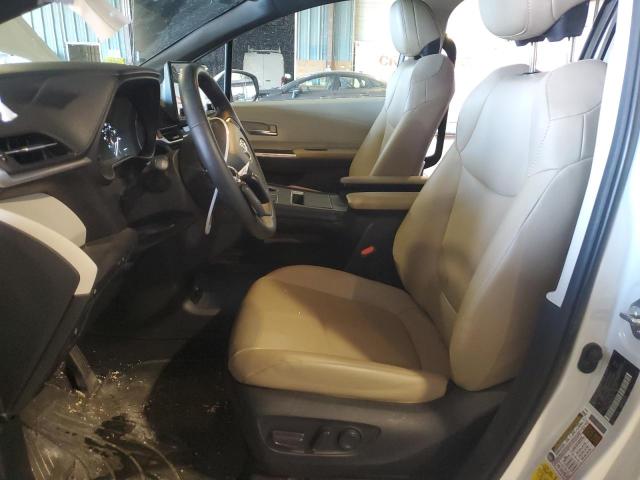 2021 TOYOTA SIENNA XLE - 5TDYRKEC1MS031672
