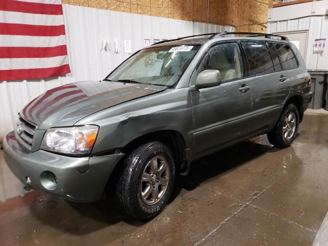 TOYOTA HIGHLANDER