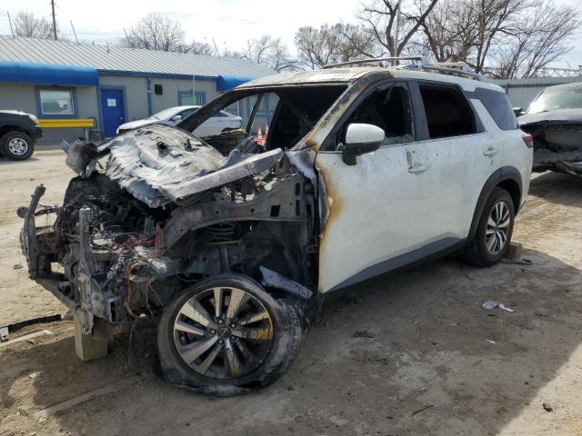 NISSAN PATHFINDER SL