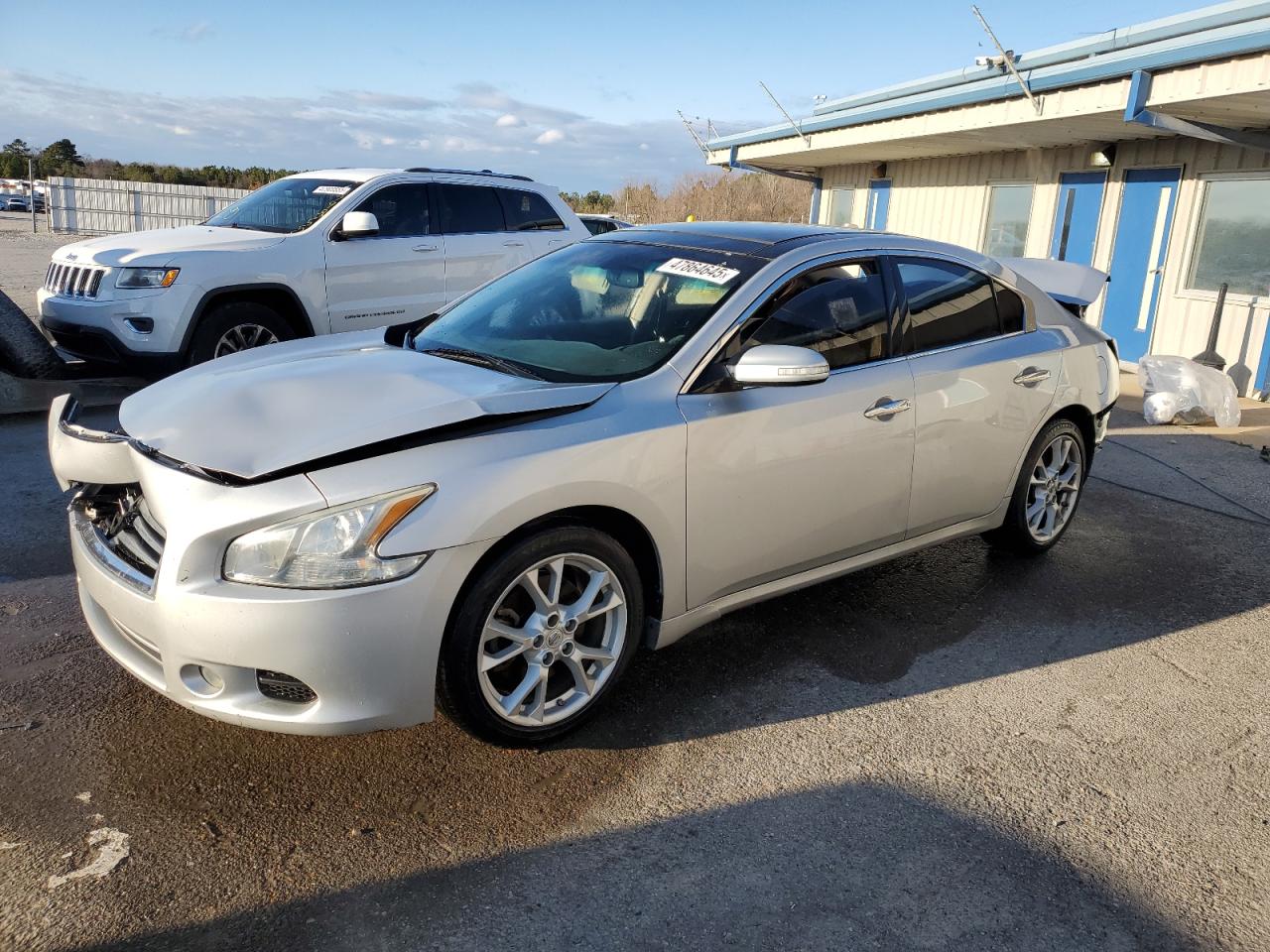 NISSAN MAXIMA S