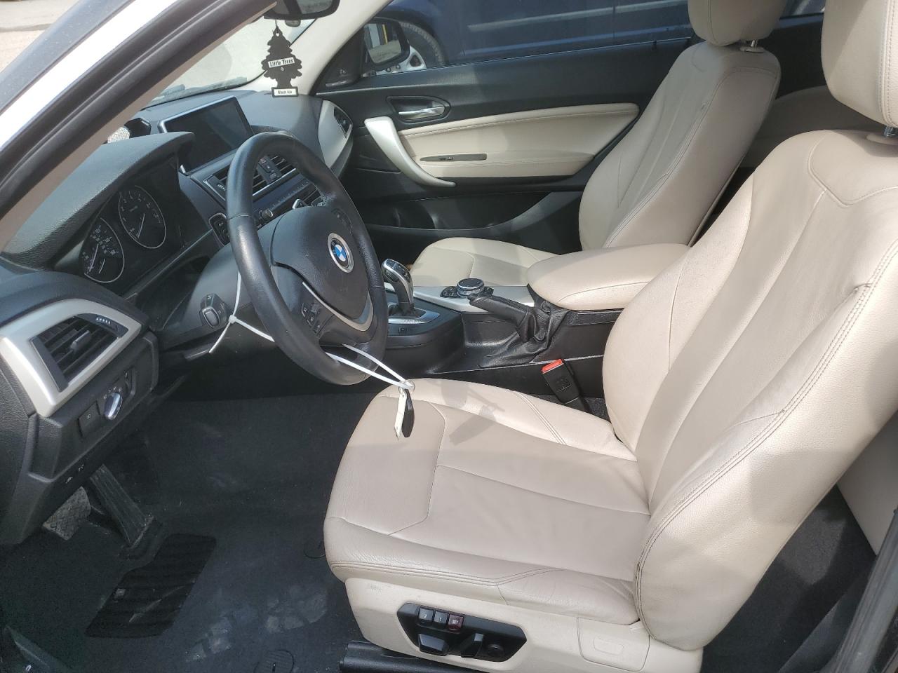 BMW 2 SERIES XI