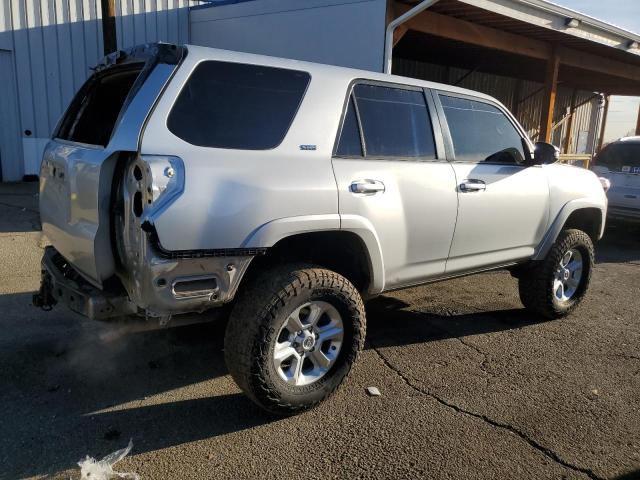 2015 TOYOTA 4RUNNER SR - JTEBU5JR7F5219102