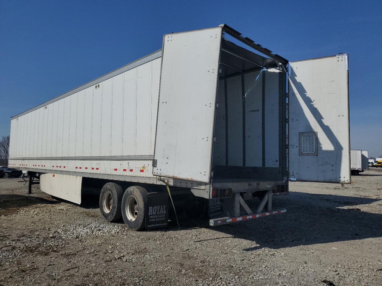Lot #3287542014 2016 VANGUARD TRAILER