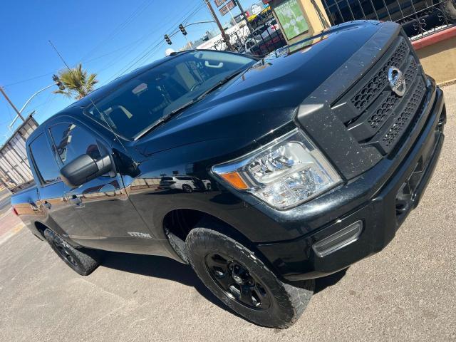 NISSAN TITAN S