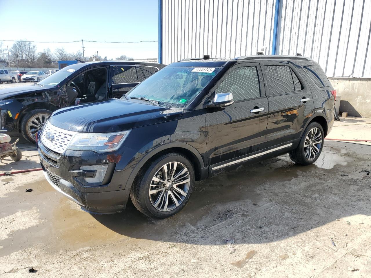 FORD EXPLORER PLATINUM