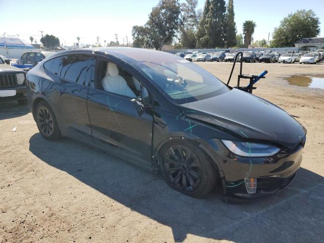 Vin: 5yjxcbe26hf044027, lot: 47975195, tesla model x 20174