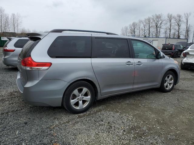 TOYOTA SIENNA LE 2011 silver  gas 5TDKK3DC5BS003274 photo #4