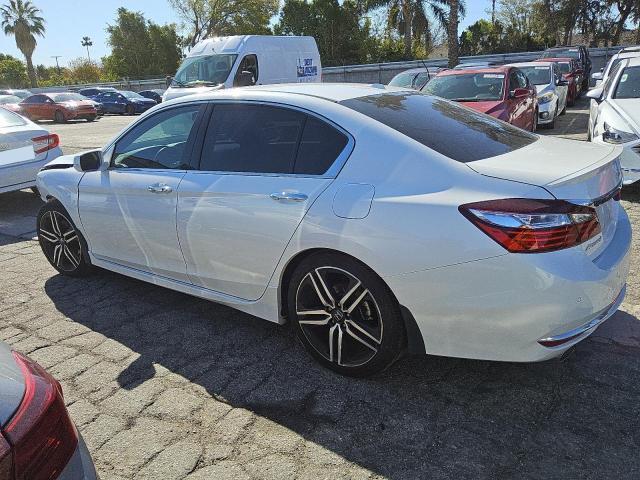 2017 HONDA ACCORD TOU 1HGCR3F97HA017900