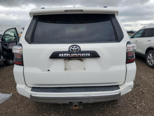 2015 TOYOTA 4RUNNER SR - JTEBU5JR8F5241559