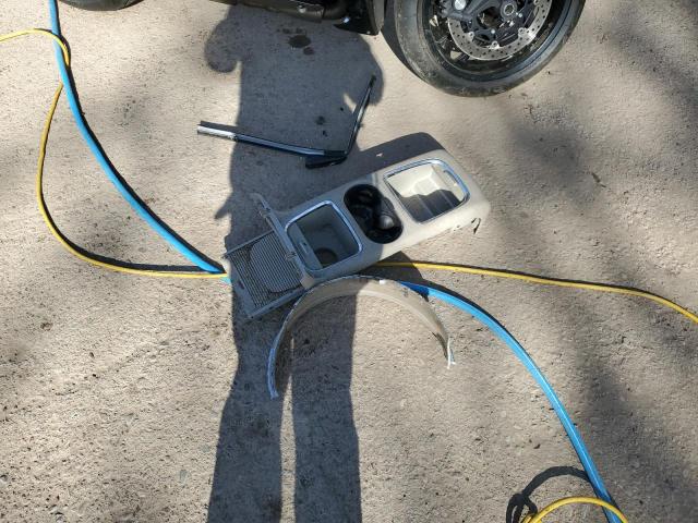 CHRYSLER TOWN & COUNTRY LIMITED