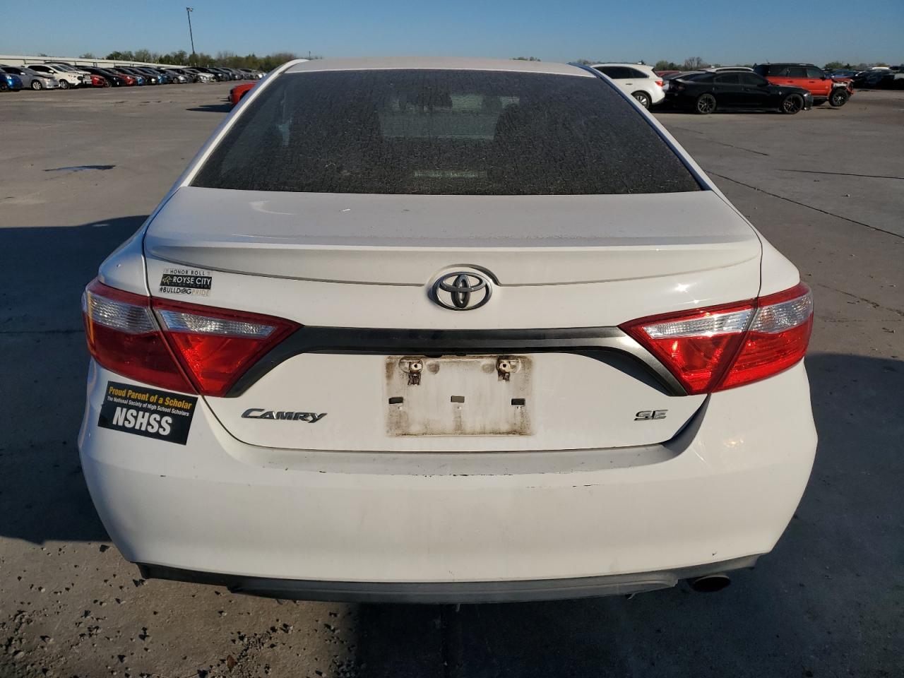 TOYOTA CAMRY LE
