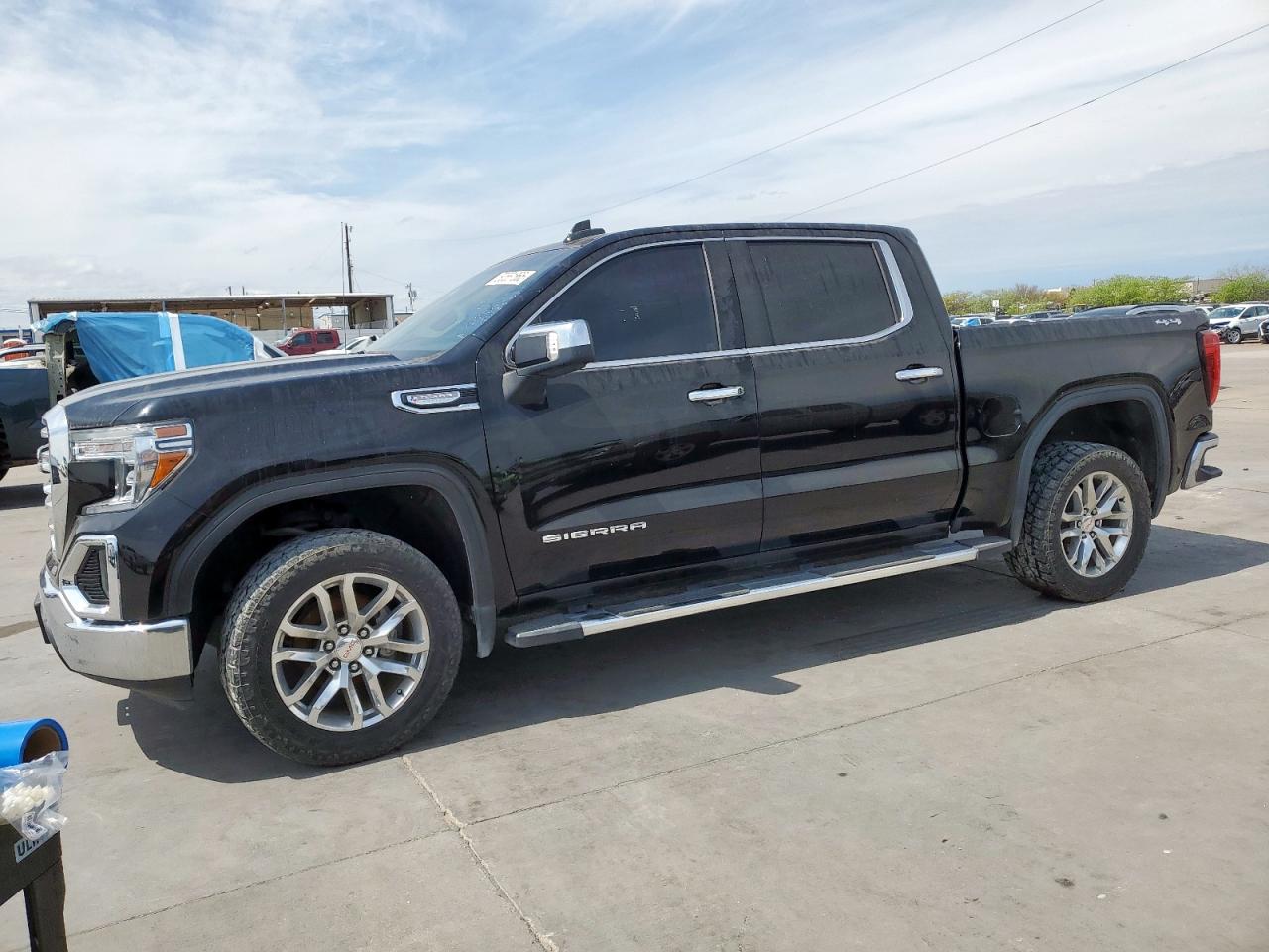 GMC SIERRA K1500 SLT