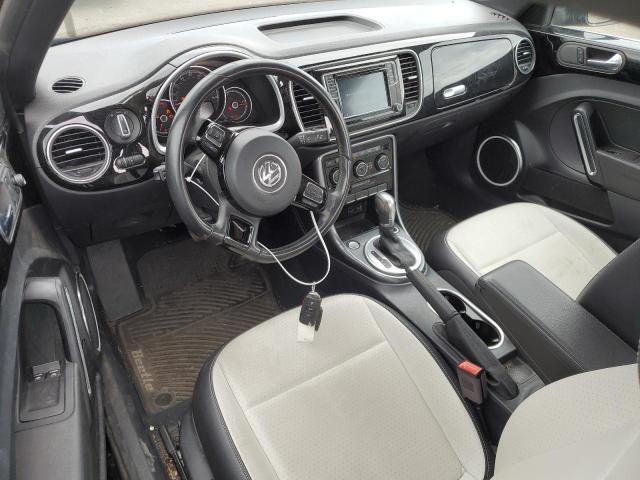 2018 VOLKSWAGEN BEETLE SE 3VWJD7AT8JM702296