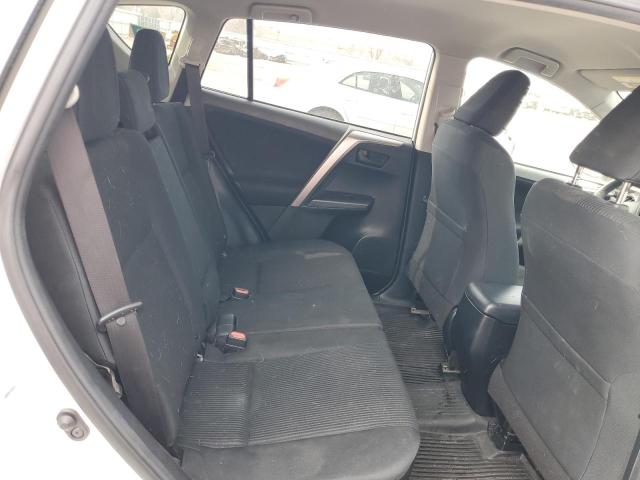 2018 TOYOTA RAV4 LE - JTMBFREV6JJ227432