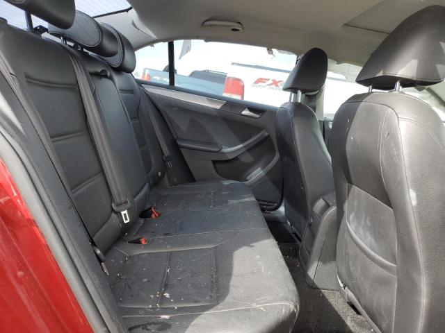 2018 VOLKSWAGEN JETTA SE - 3VWDB7AJ9JM250375