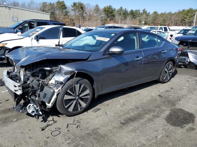 NISSAN ALTIMA SV