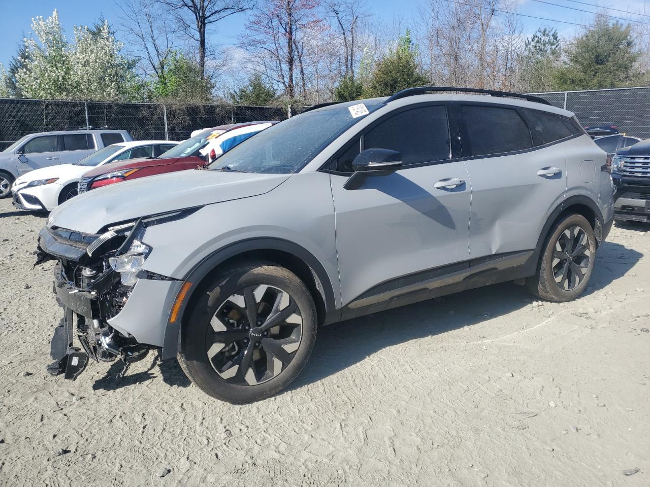 KIA SPORTAGE X LINE