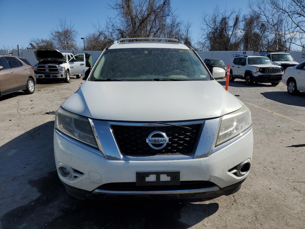 Nissan Pathfinder 2013