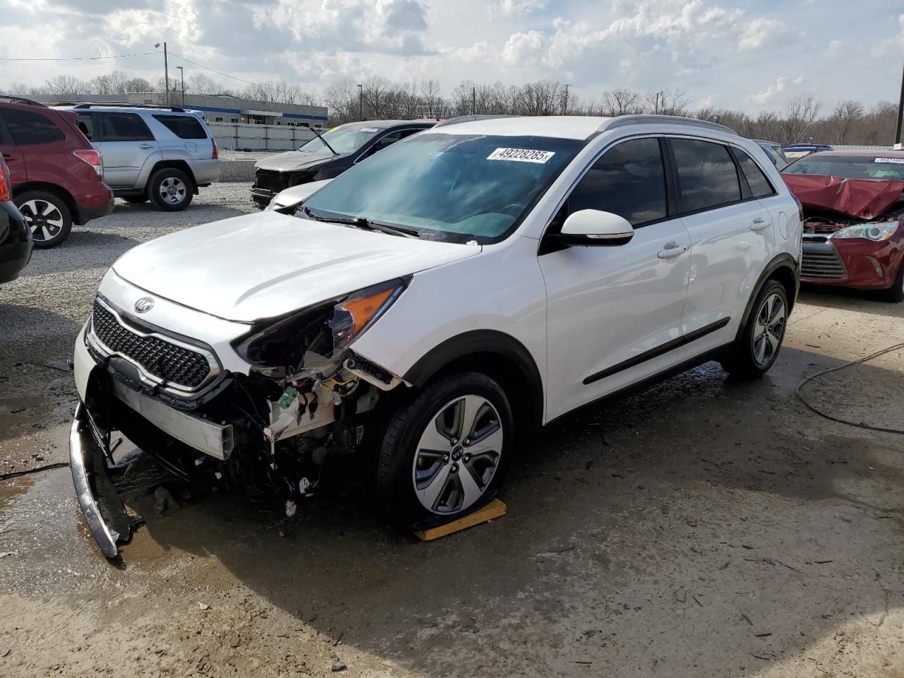 KIA NIRO EX