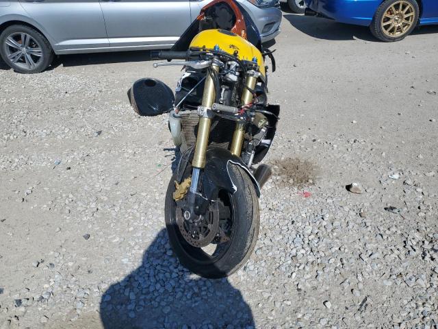 2005 SUZUKI GSX-R750 K - JS1GR7JA552105384