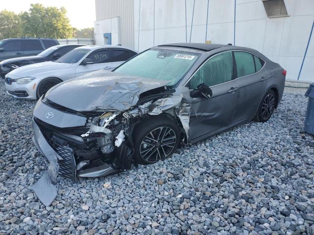 TOYOTA CAMRY XSE