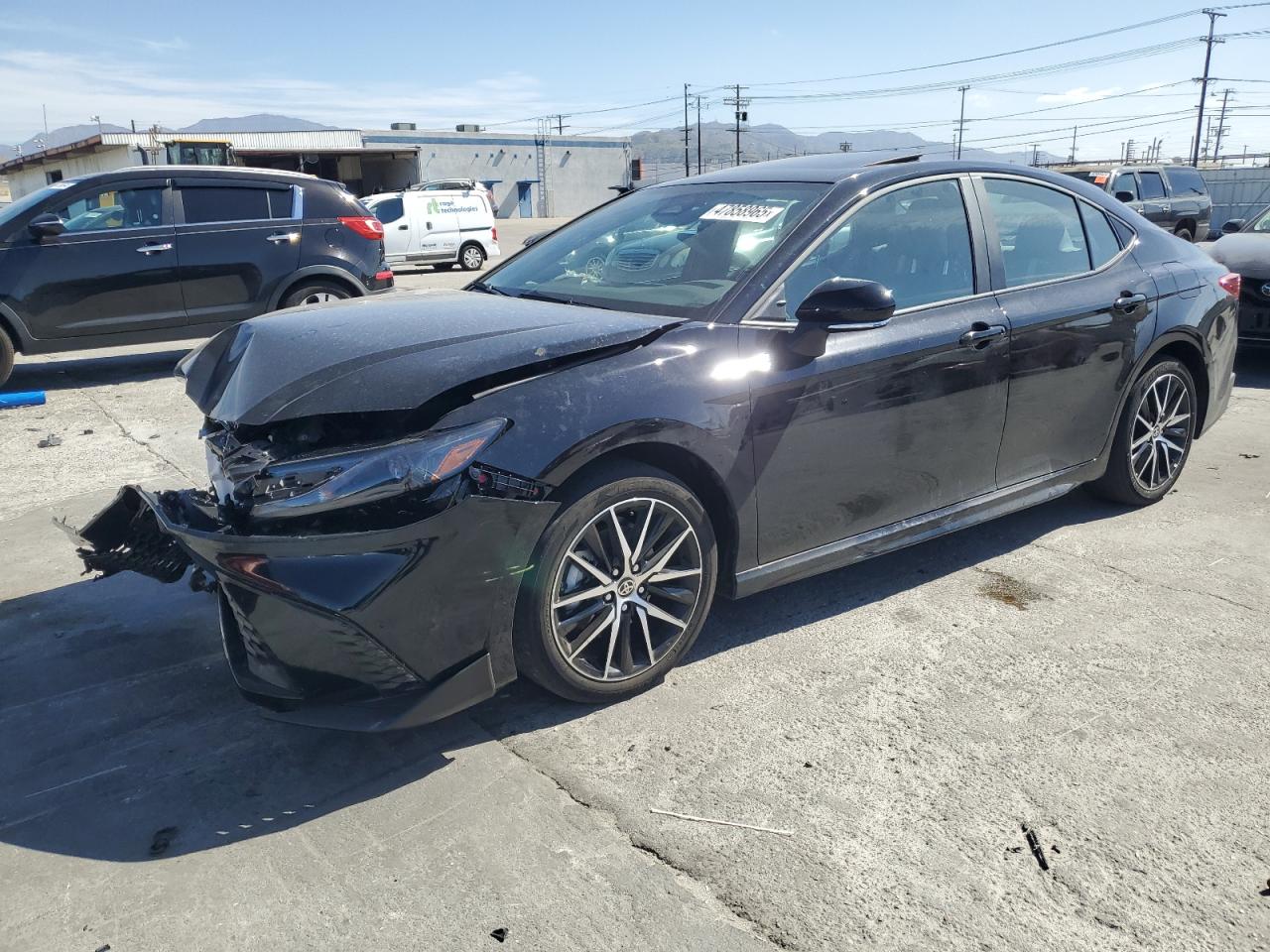 TOYOTA CAMRY XSE