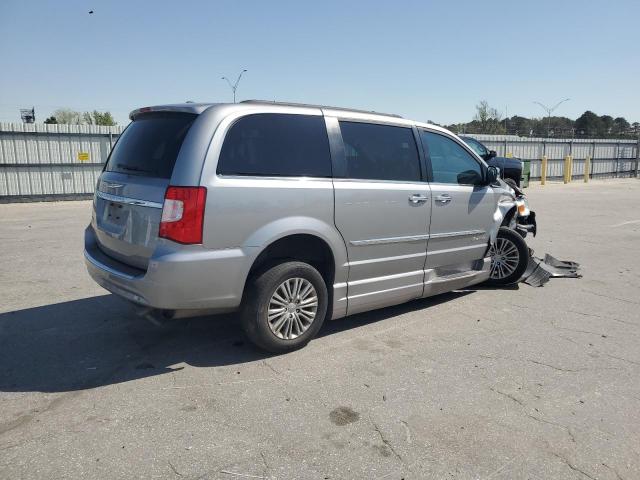 2016 CHRYSLER TOWN & COU - 2C4RC1CG1GR271405
