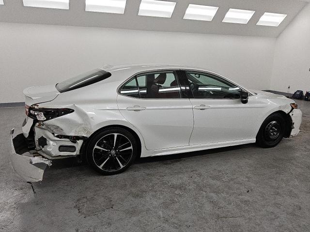 TOYOTA CAMRY XSE 2019 4T1B61HK1KU742028 photo #4