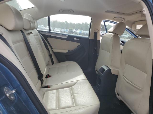 2018 VOLKSWAGEN JETTA SE - 3VWDB7AJ8JM232627