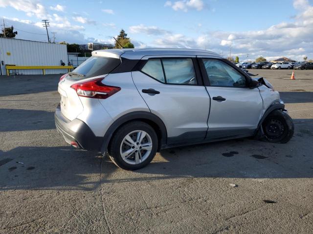 NISSAN KICKS S 2019 silver  gas 3N1CP5CU5KL557449 photo #4
