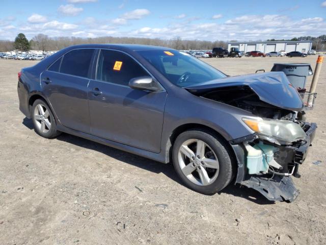 Vin: 4t1bf1fk3eu319247, lot: 47973245, toyota camry l 20144