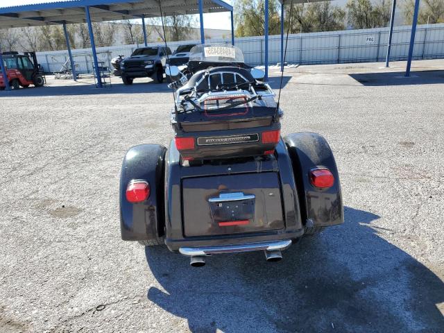 2011 HARLEY-DAVIDSON FLHTCUTG 1HD1MAM13BB853886