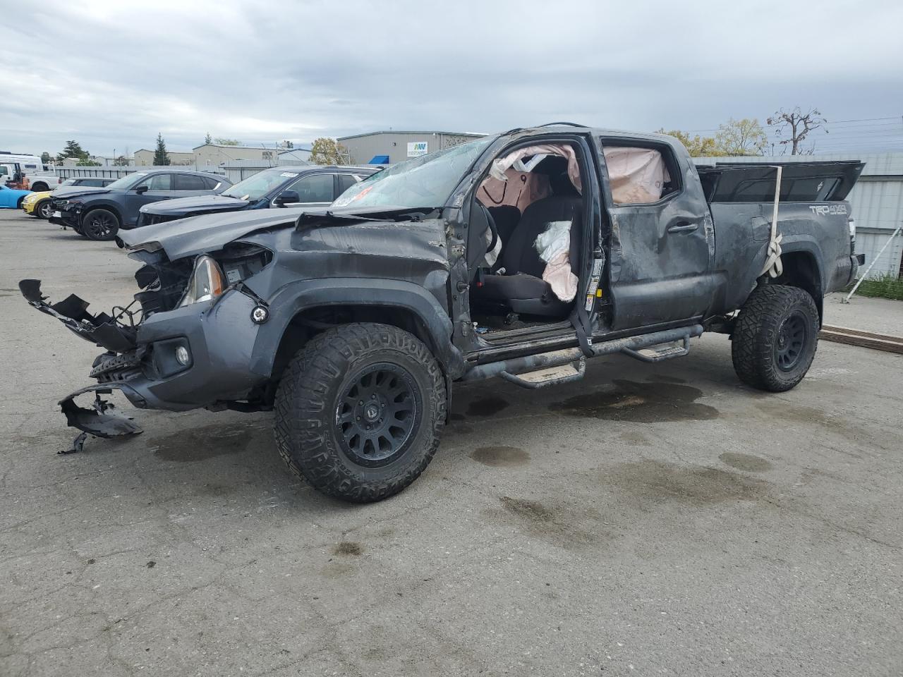 TOYOTA TACOMA DOUBLE CAB