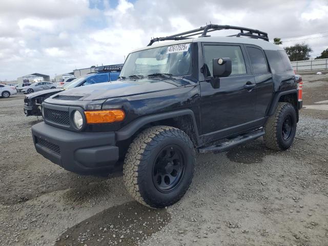 TOYOTA FJ CRUISER