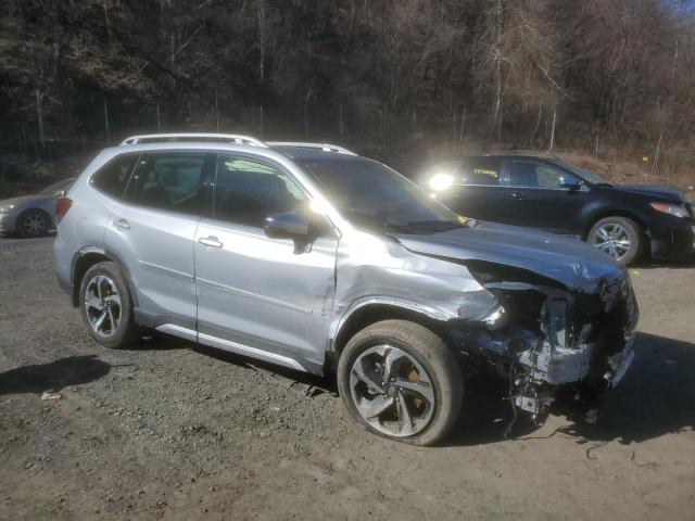 Vin: jf2skamc6rh416101, lot: 47843345, subaru forester touring 20244