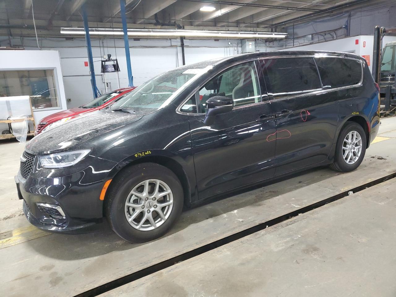 CHRYSLER PACIFICA TOURING L