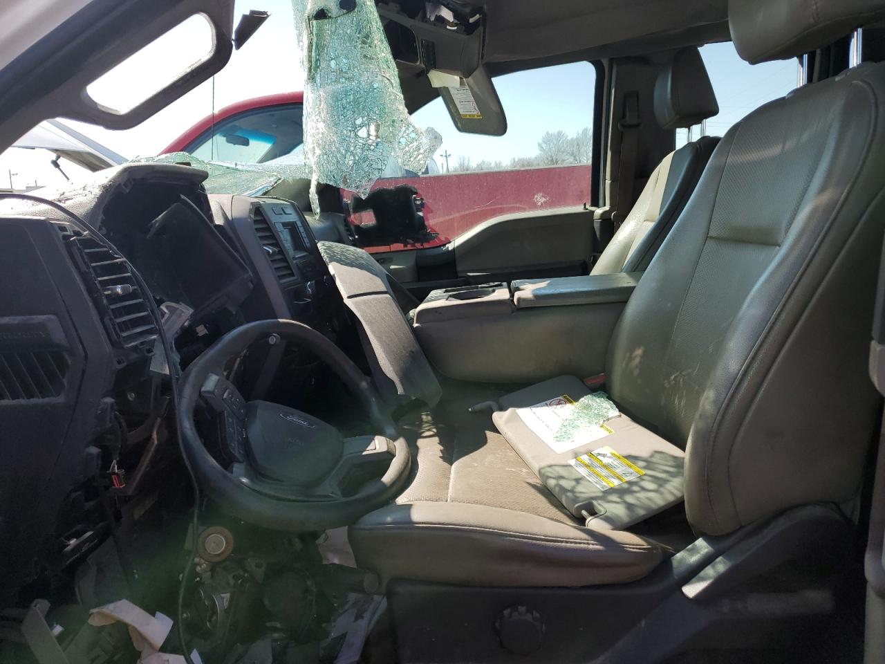 FORD F-550 SUPER DUTY