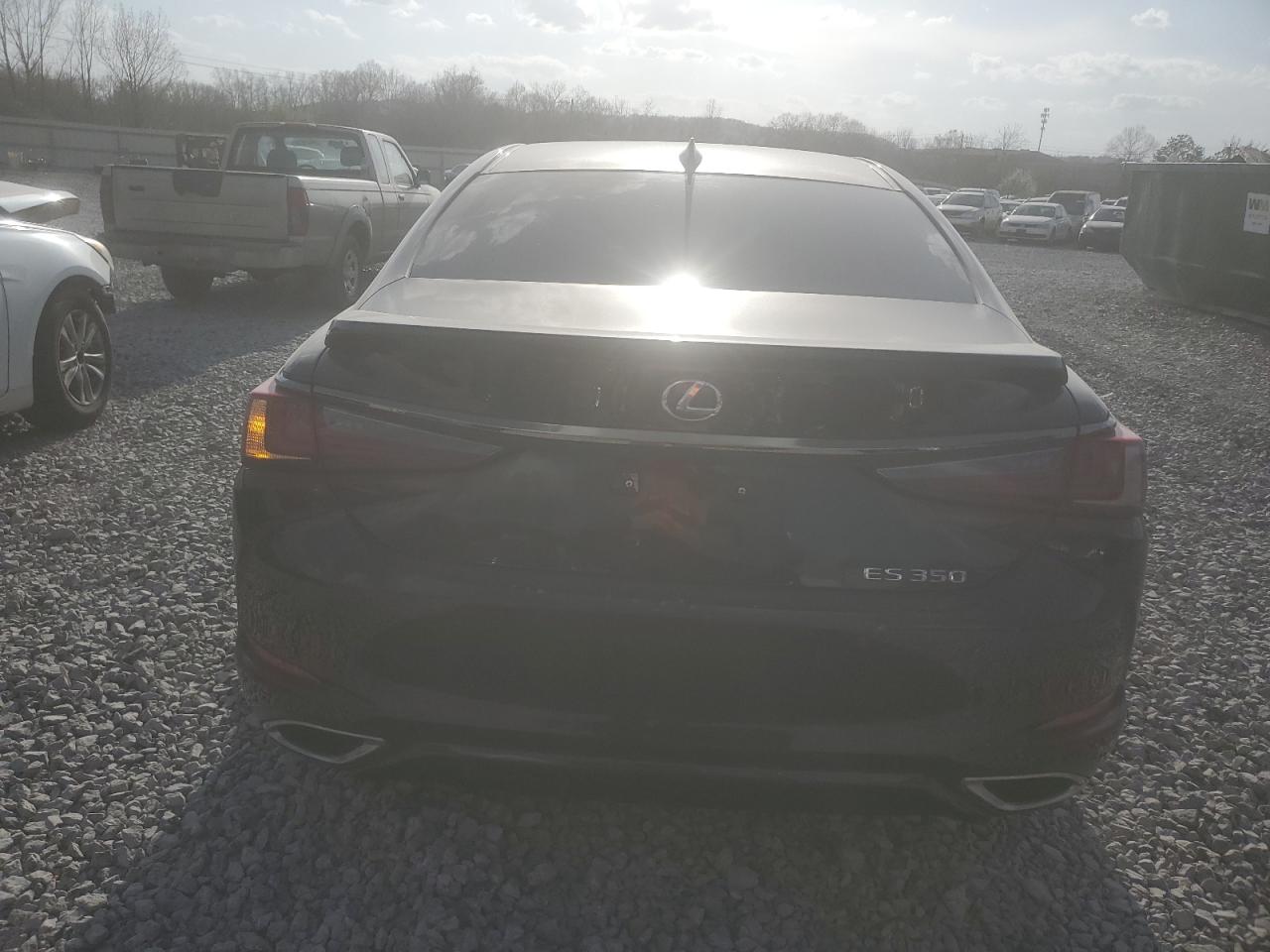 LEXUS ES 350 F SPORT HANDLING