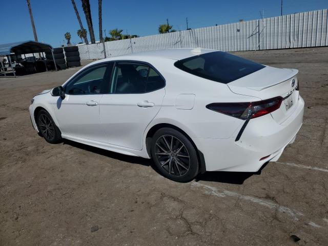 Vin: 4t1g11ak1ru911313, lot: 49272435, toyota camry se night shade 20242