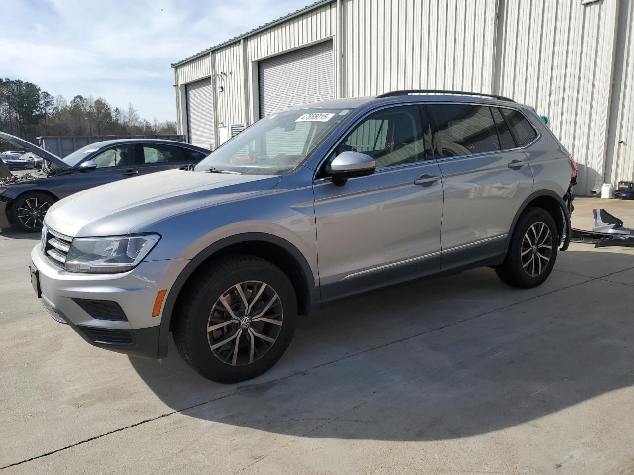 VOLKSWAGEN TIGUAN SE