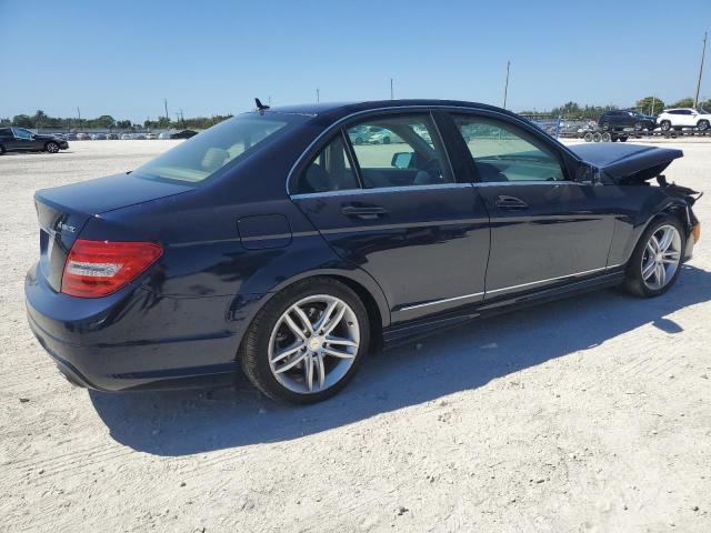 Vin: wddgf8bb5cf914018, lot: 49384975, mercedes-benz c-class 300 4matic 20123