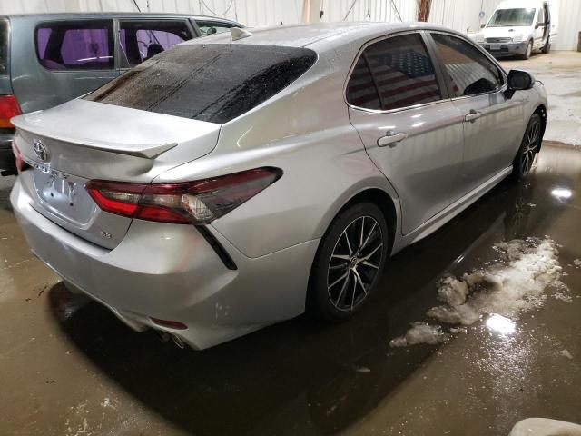 Vin: 4t1g11akxmu579624, lot: 49849135, toyota camry se 20213
