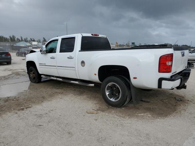 2011 GMC SIERRA - 1GT426C87BF152261