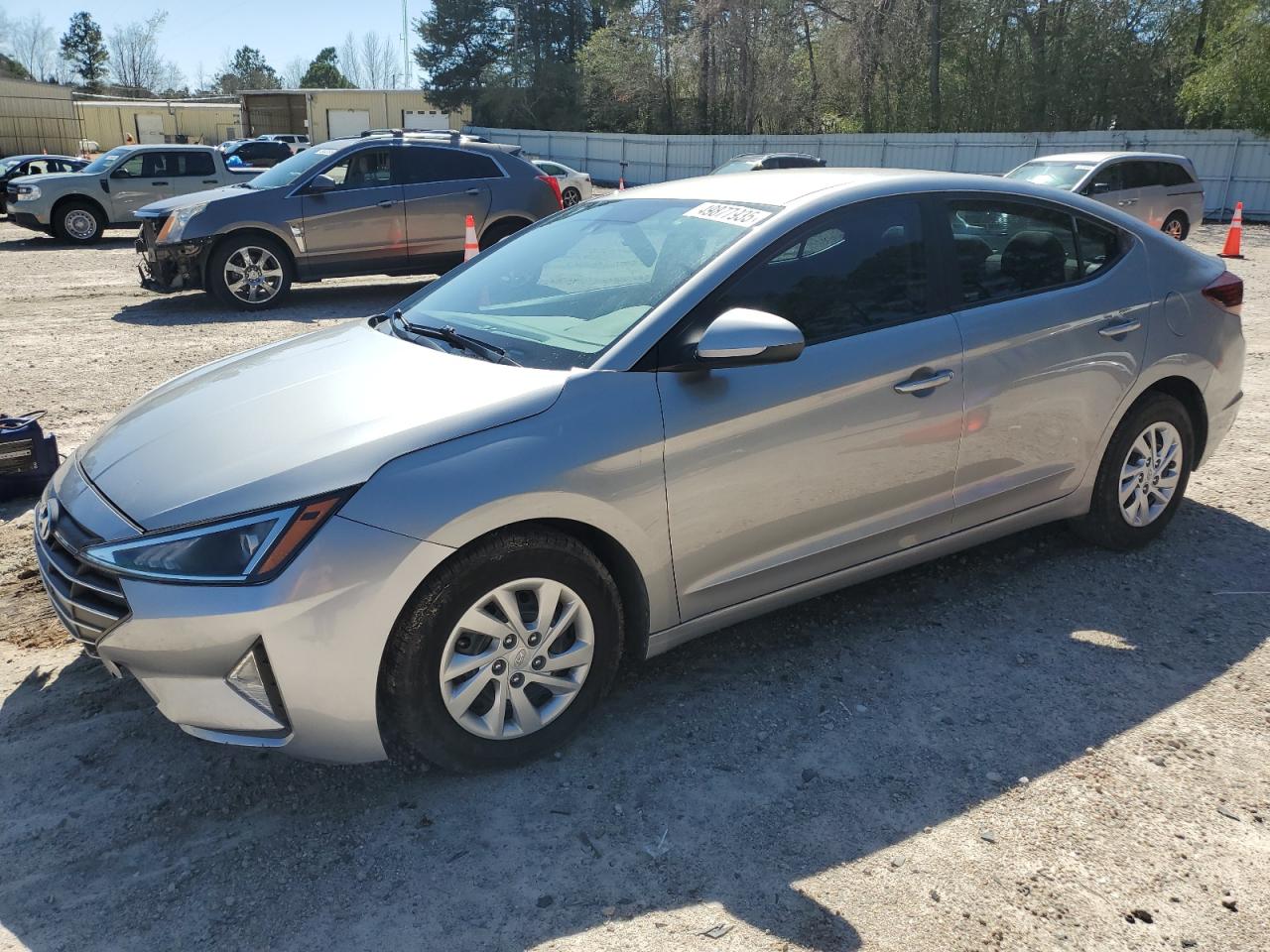 HYUNDAI ELANTRA SE