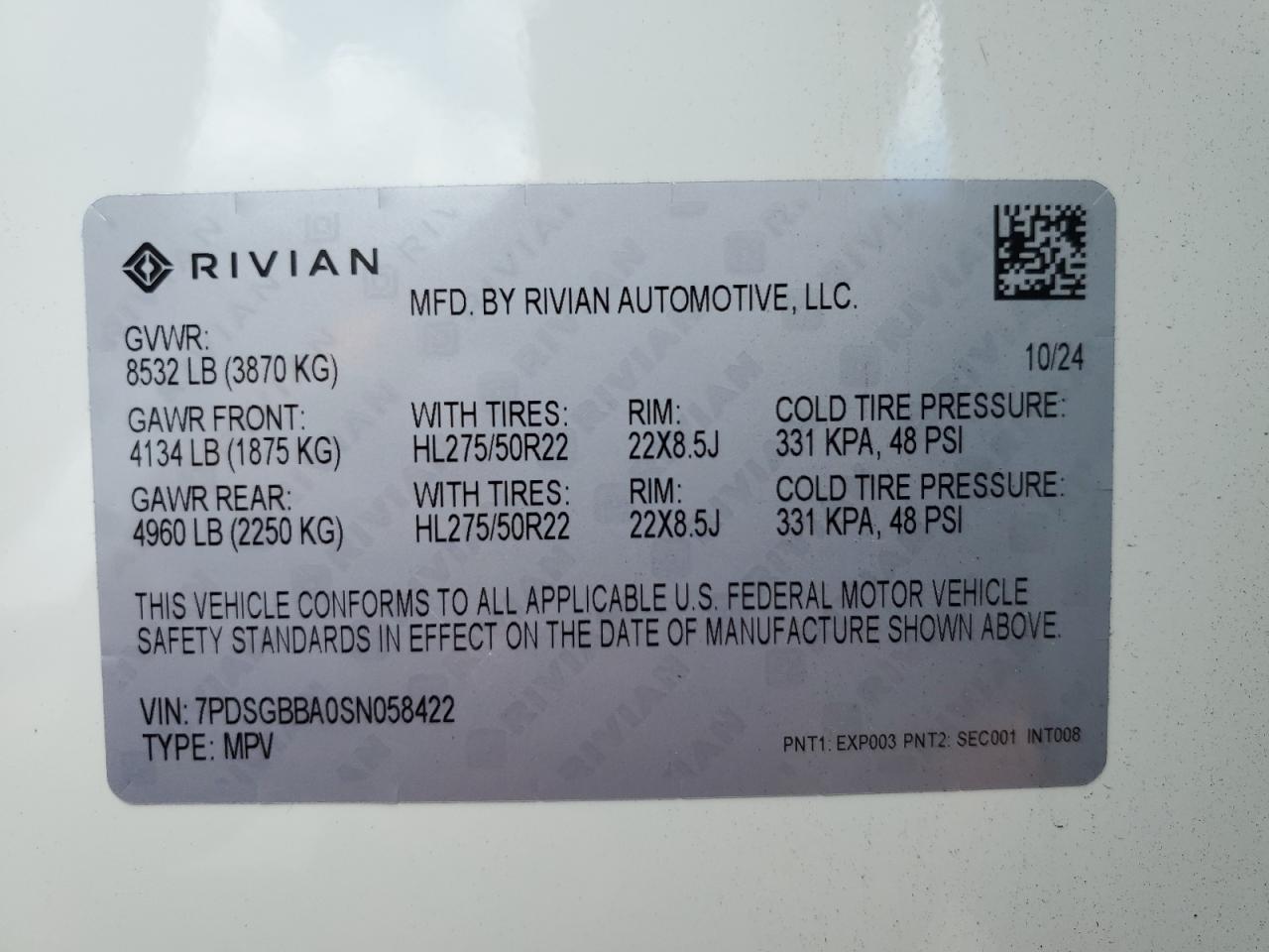 RIVIAN R1S ADVENTURE