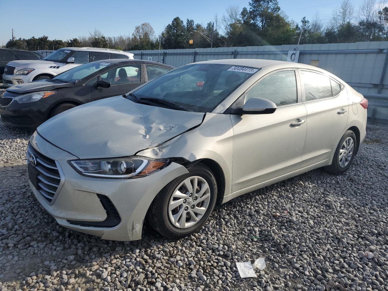 HYUNDAI ELANTRA SE
