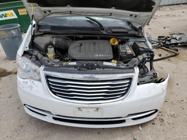 2015 CHRYSLER TOWN & COU 2C4RC1BG2FR645021