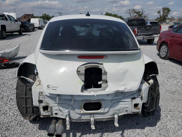 2018 VOLKSWAGEN BEETLE SE 3VWJD7AT9JM701884